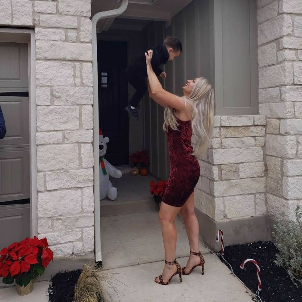 Meet your Posher, Casi